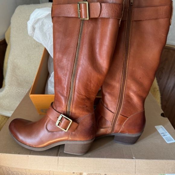 Korkease Brown Knee High Leather Boots Women’s size 6 Buckle Detail - Picture 2 of 6